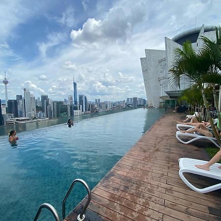 Elevated Horizons Hostel & Infinity Suites Skypool Kuala Lumpur Luaran gambar